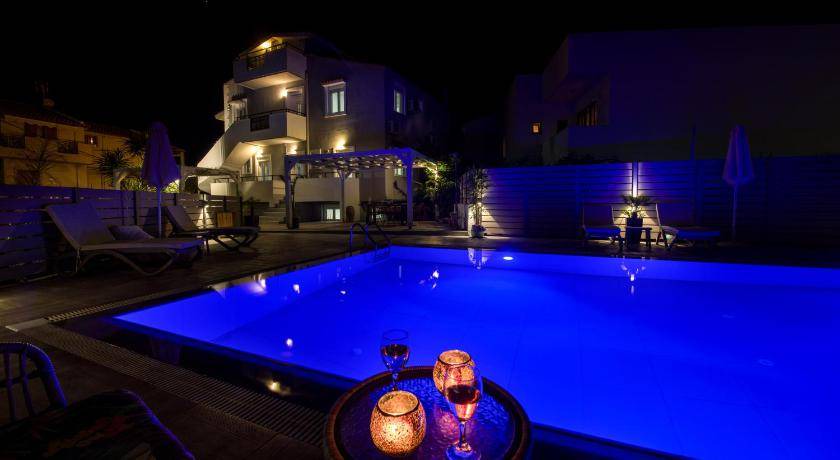 Panormos Apartment | 90 m² Serviced apartment ∙ 2 bedrooms ∙ 10 guests