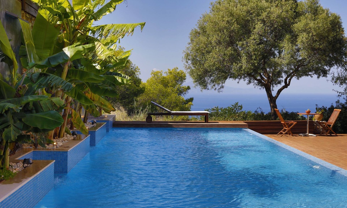 Chania Town Villa | A magical hilltop retreat overlooking Chania city and the Cretan sea!