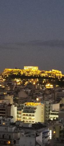 Omonia Apartment | Acropolis view and 360 degrees