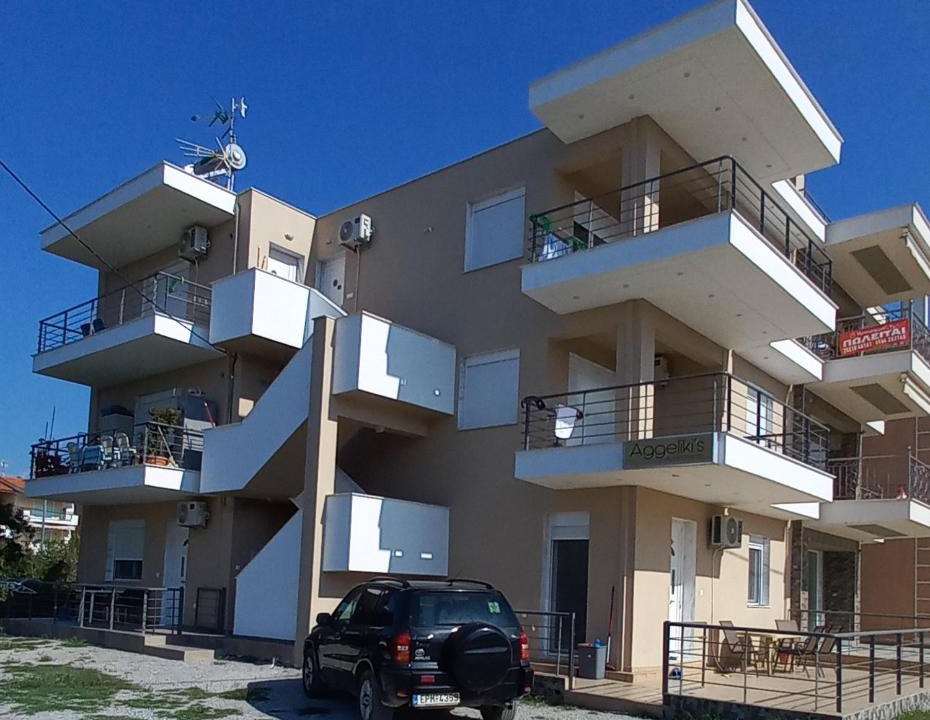Paralia Ofryniou Apartment | Aggeliki's Apartments
