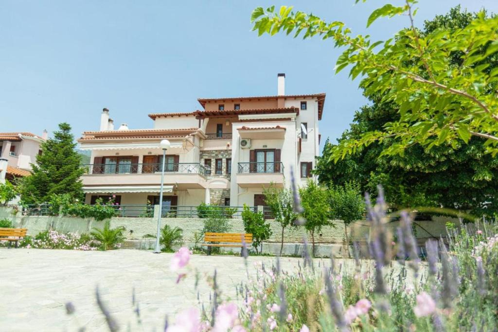 Alli Meria Villa | Alcedo Villa