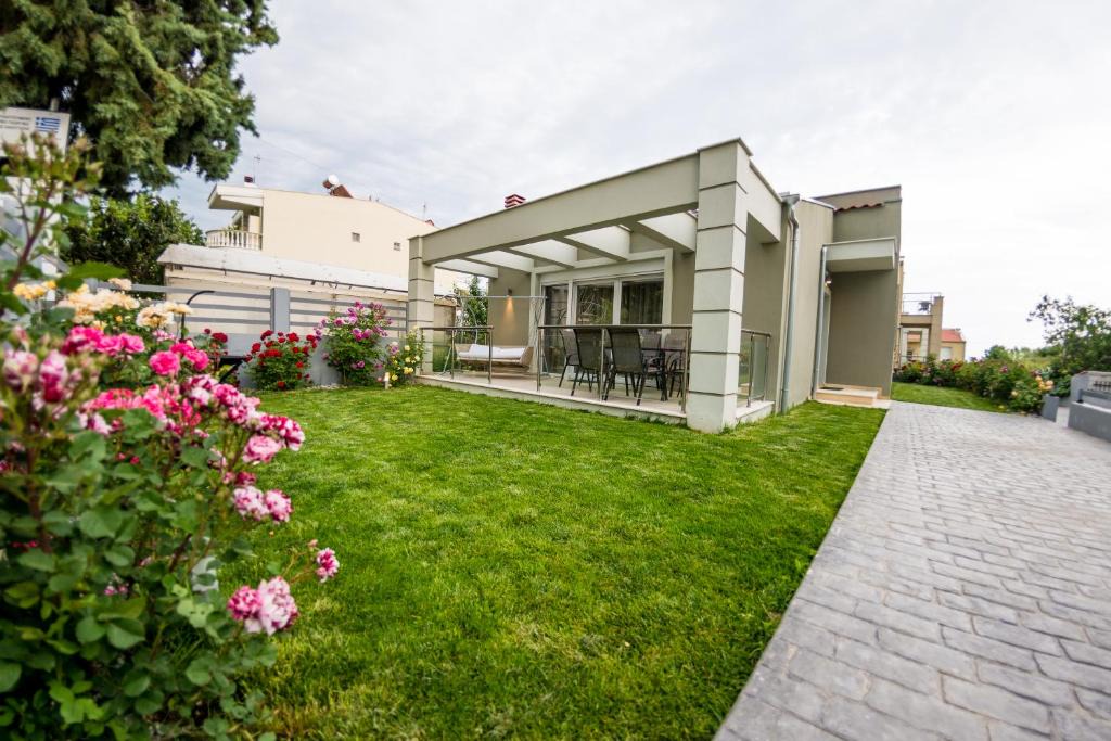 Villas | Nea Iraklitsa