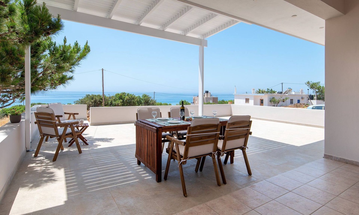 Pefki House | An ideal family property near to the sea