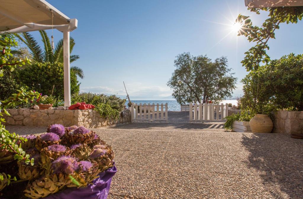 Iria Apartment | Anastasias Apartments