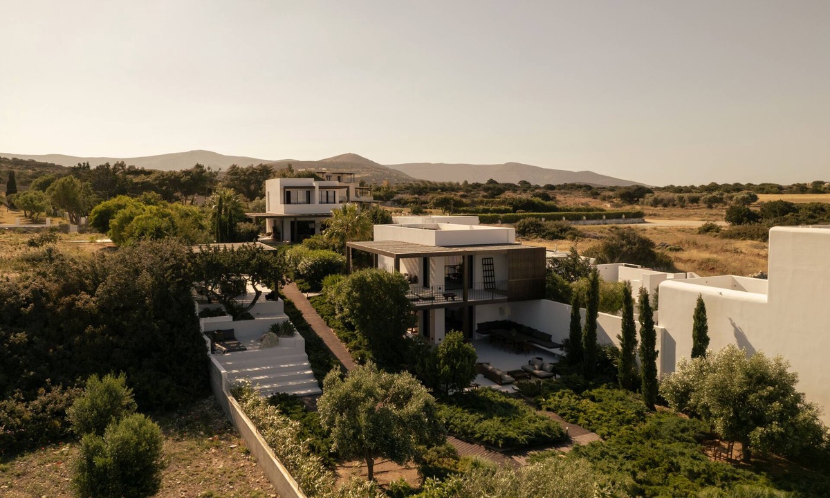Naxos House | anise & ouzo beach houses with private pool beach front