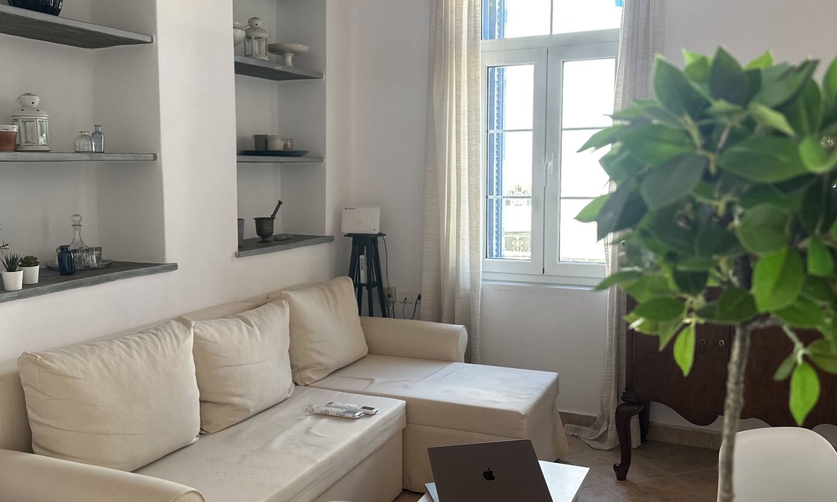 Exomvourgo House | Anna's Village House