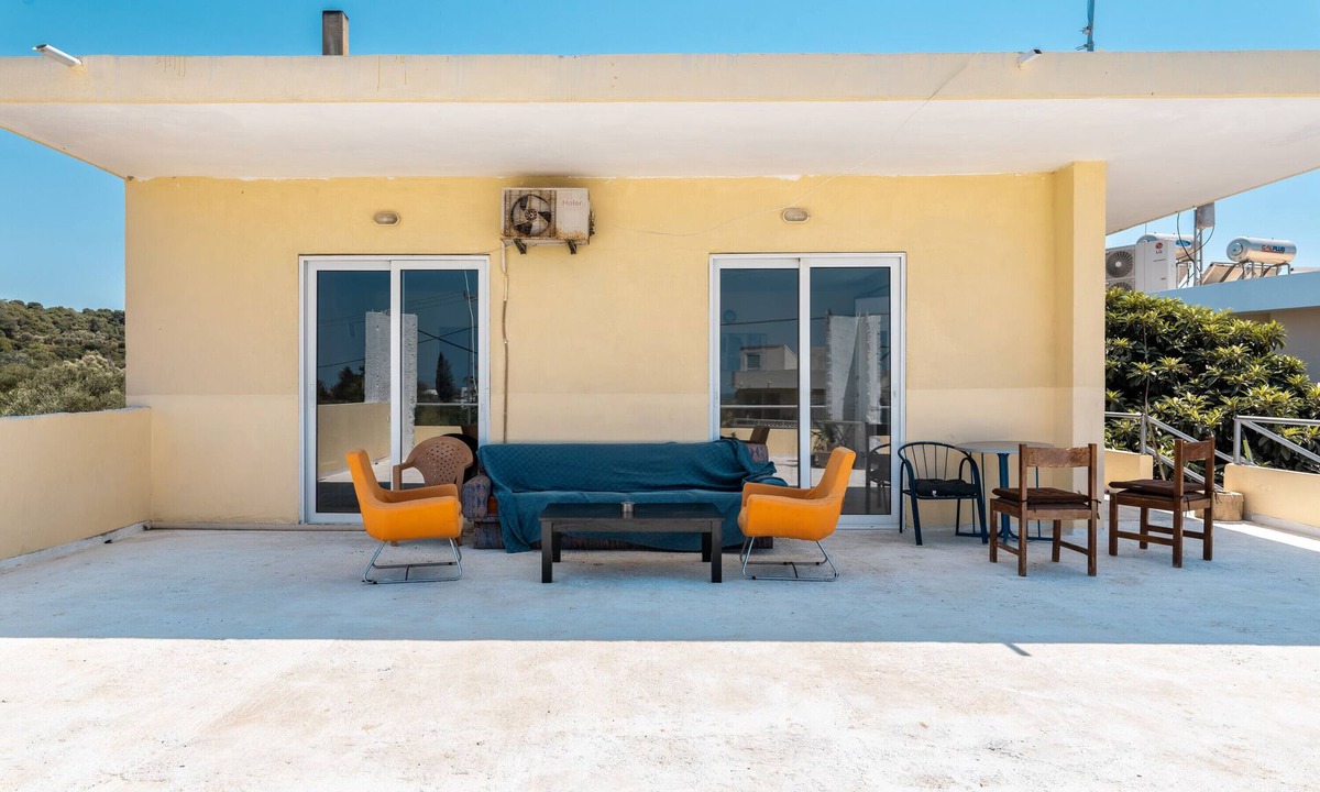 Fanai Apartment | Apartment 'Anthi 1 For 3 People' with Shared Terrace, Shared Garden and Air Conditioning