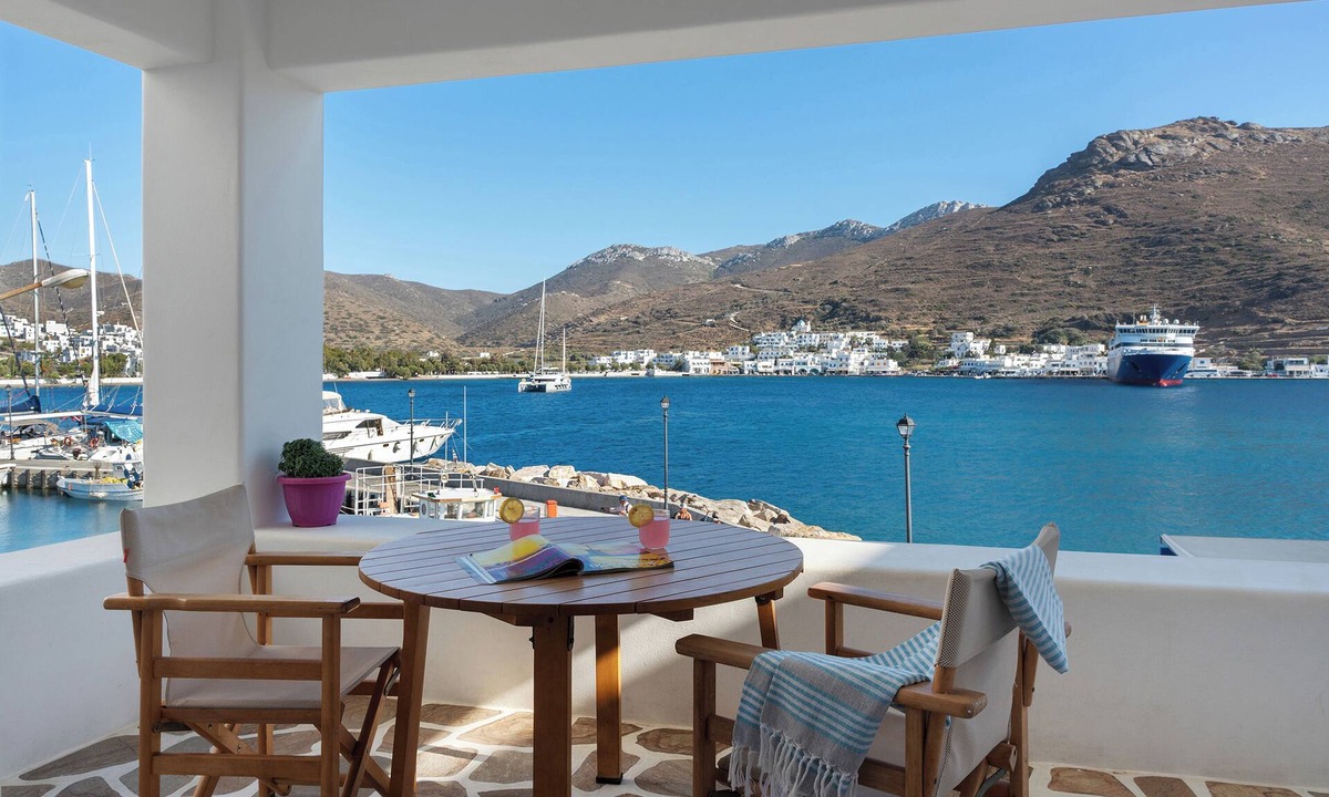 Katapola Apartment | Apartment 'Nicolas House 2' with Sea View, Private Terrace and Air Conditioning