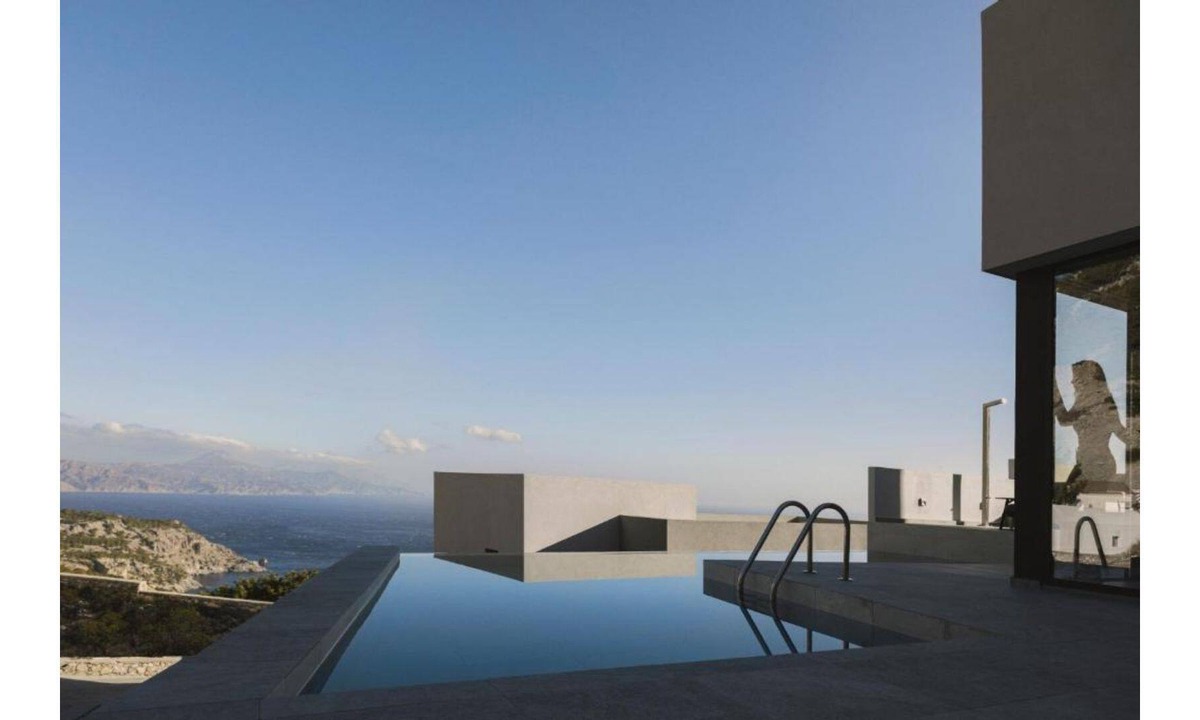 Aperio House | Aposperia Memorable Living-2br