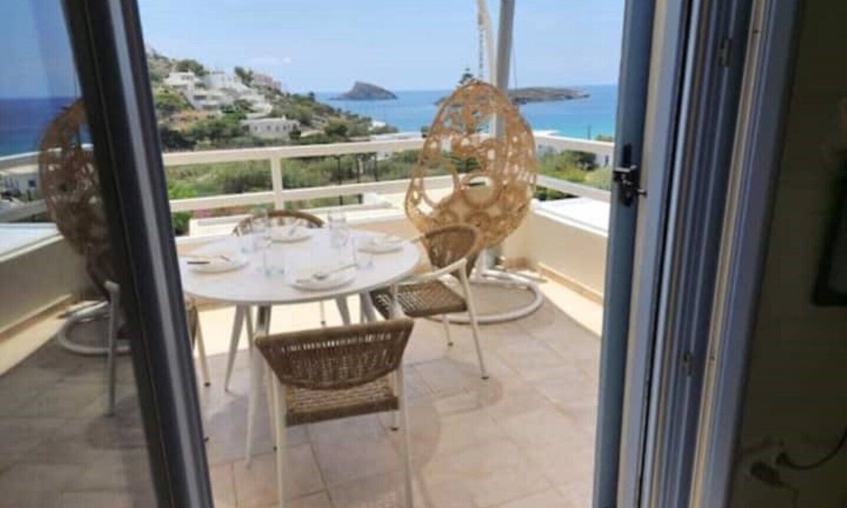 Posidonia House | AquaBlu Syros Beachfront House(4) w/Pool