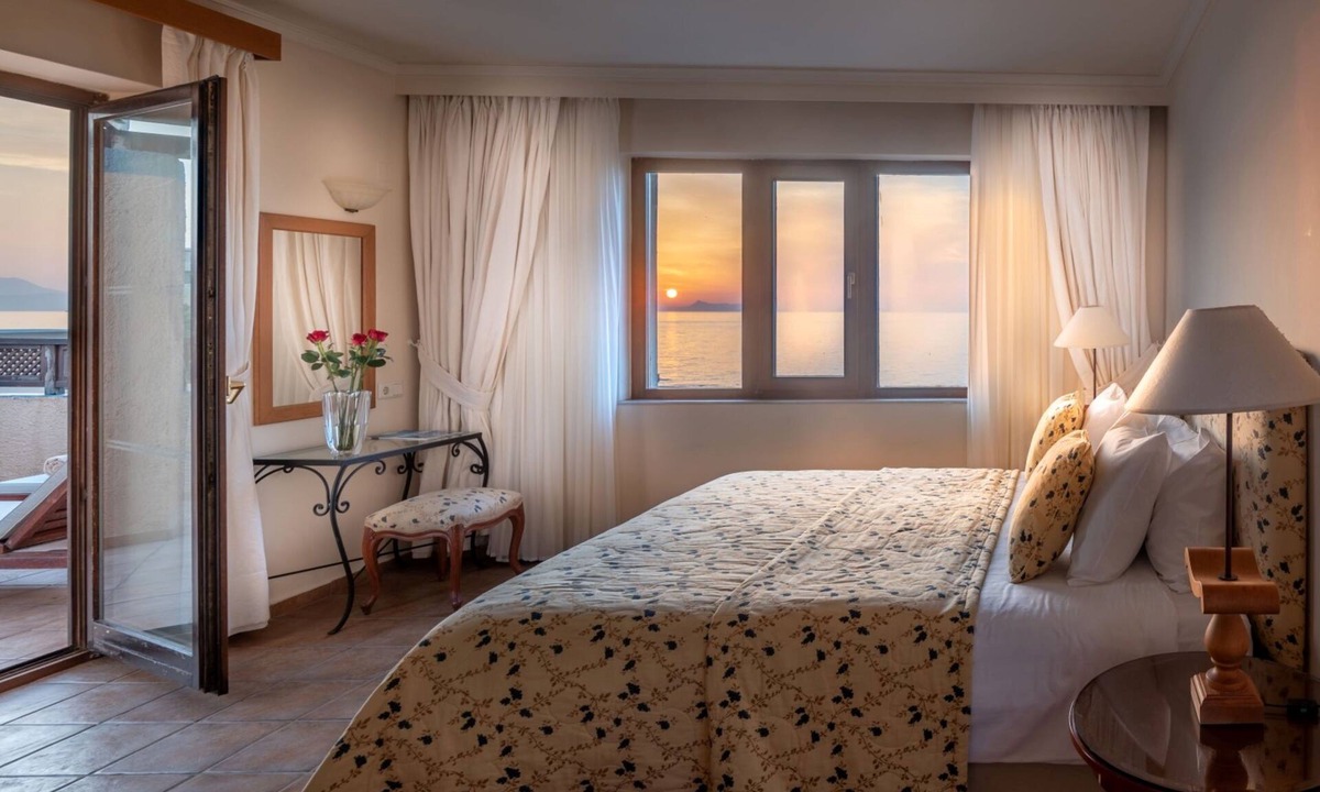 Adelianos Kampos Hotel | Aquila Rithymna Beach