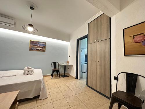 Neapoli Apartment | Aretousas apartment