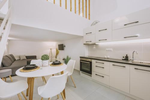 Maroulas House | ARGi