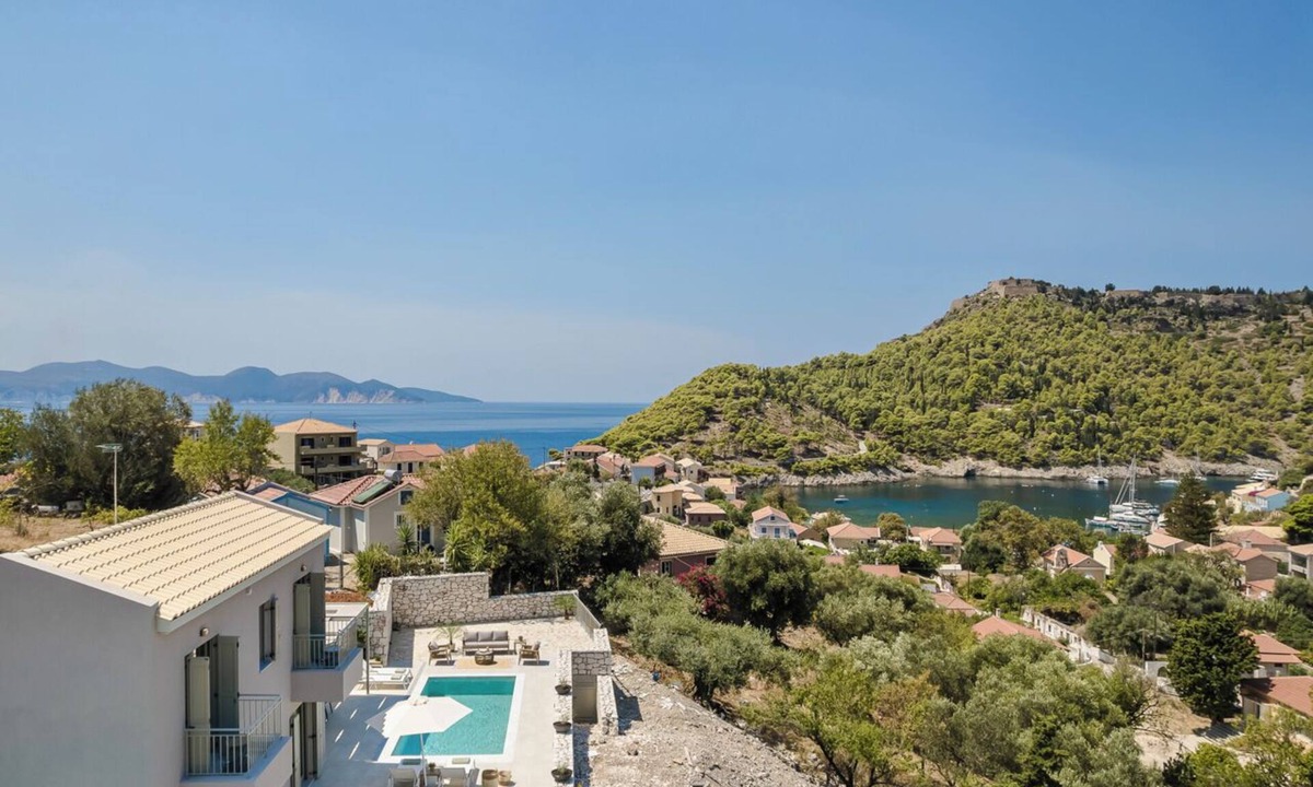 Frourion Villa | Assos Reverie Villa