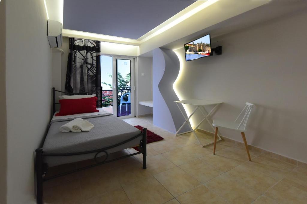 Rhodes Apartment | Astoria Studio 7, Rhodes City Center