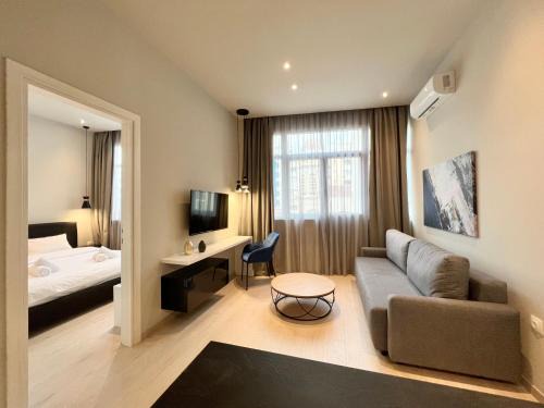 Thessaloniki City Centre Apartment | Aura F24 apartments by halu! - Vibrant Neighbourhood