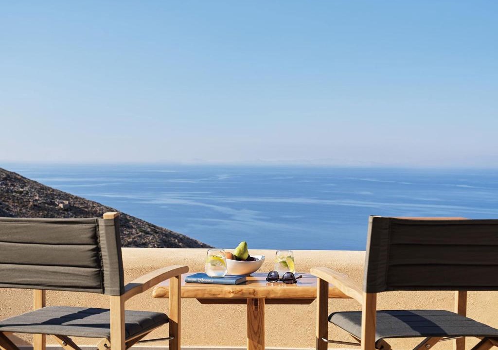 Chora Folegandros Hotel | AVATON