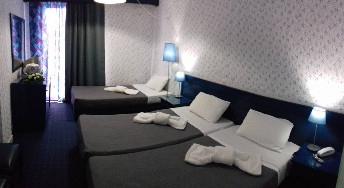 Agia Marina Hotel | Beachfront Triple Haven- Argo Seaside Stays