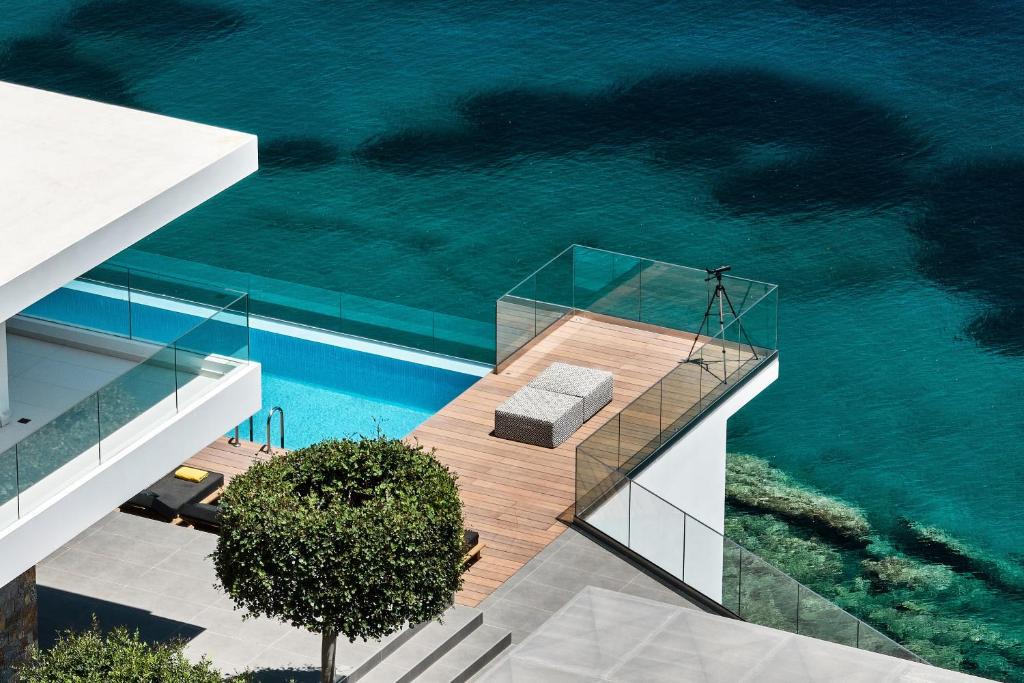 Agia Pelagia Villa | Beachfront Villa in Crete - Epavli Luxury Villa