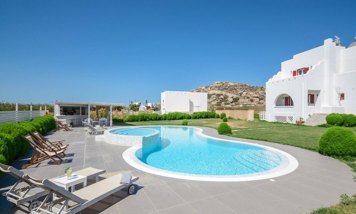 Plaka Villa | Beautiful Naxos Villa | 4 Bedrooms | Silver Villa | Wonderful Mountain View &.