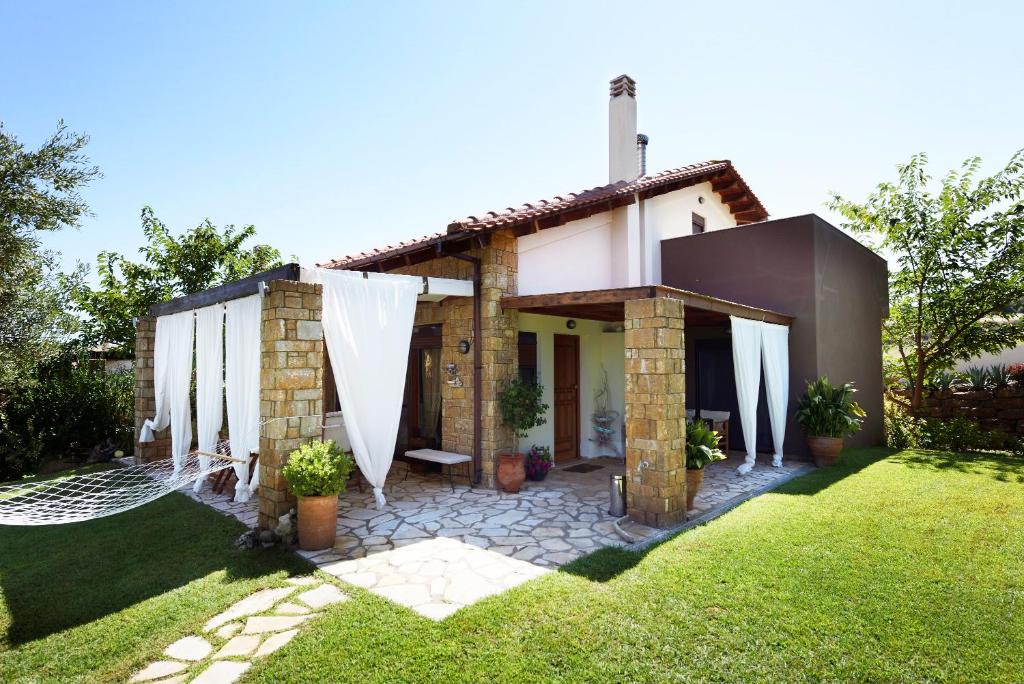 Kassandra Villa | Beautiful Sani Villa