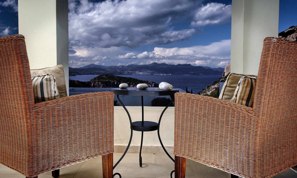 Istron Villa | Beautiful seaview villa with private sea water pool