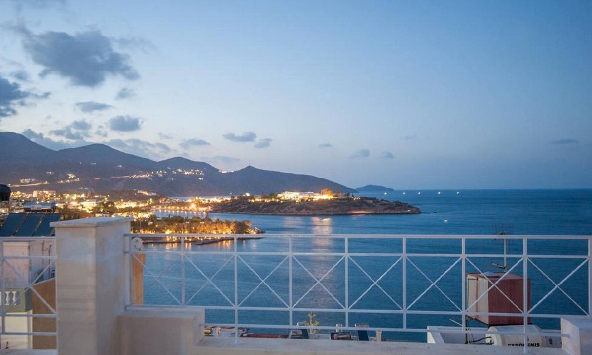 Agios Nikolaos House | Bellevue Suites - Deluxe One Bedroom Apartment with Sea View