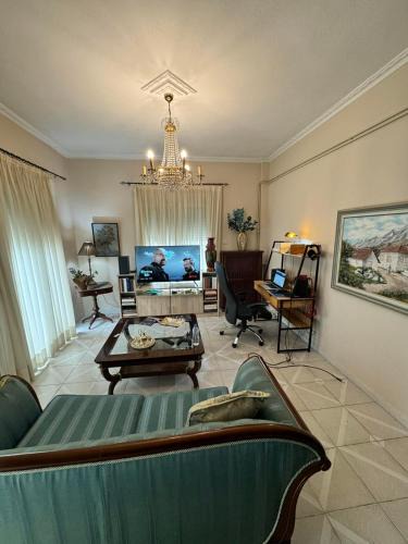 Trikala Apartment | Big Trikala Apartment Half An hour from Meteora