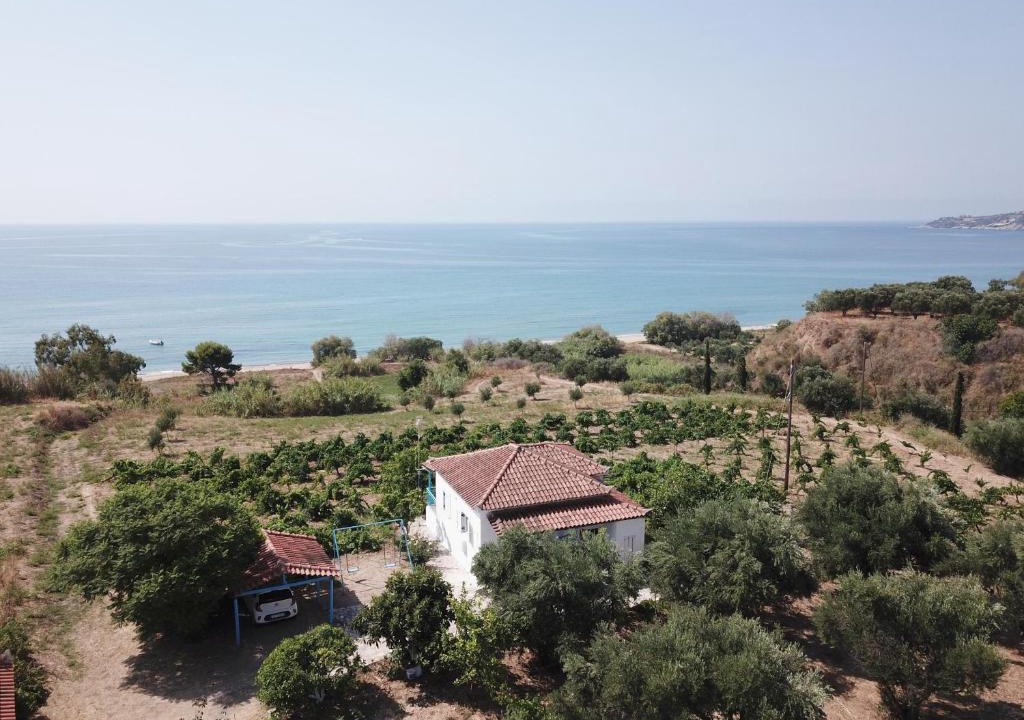 Pylos-Nestoras House | BIZOS Beach