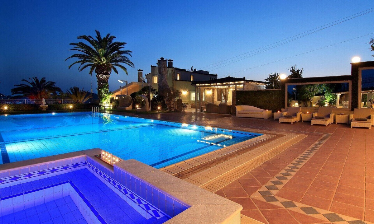Anavyssos Villa | Black Diamond Luxury Villa Anavyssos in Athens