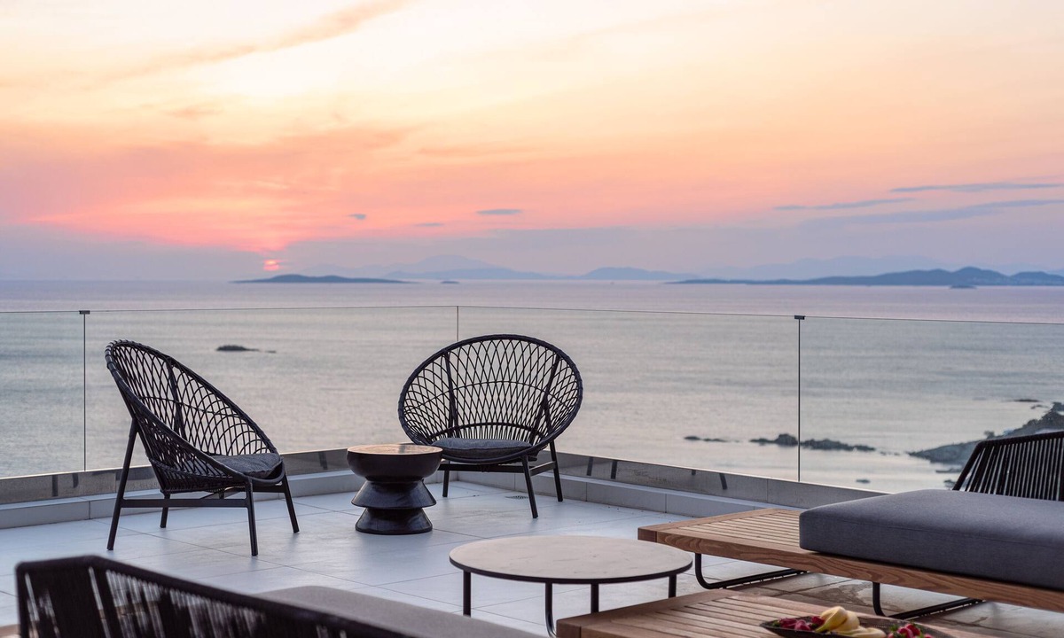 Legrena Villa | Black Stone Villa