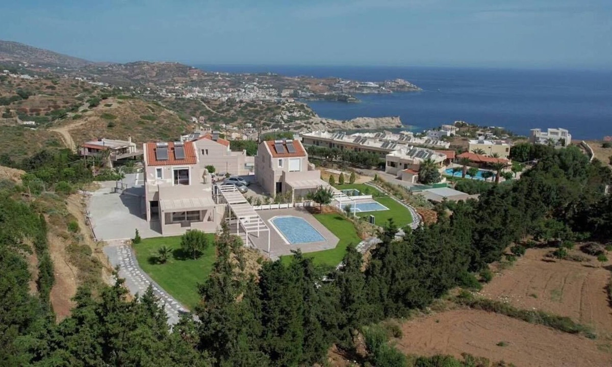 Blue Hills | Agia Pelagia
