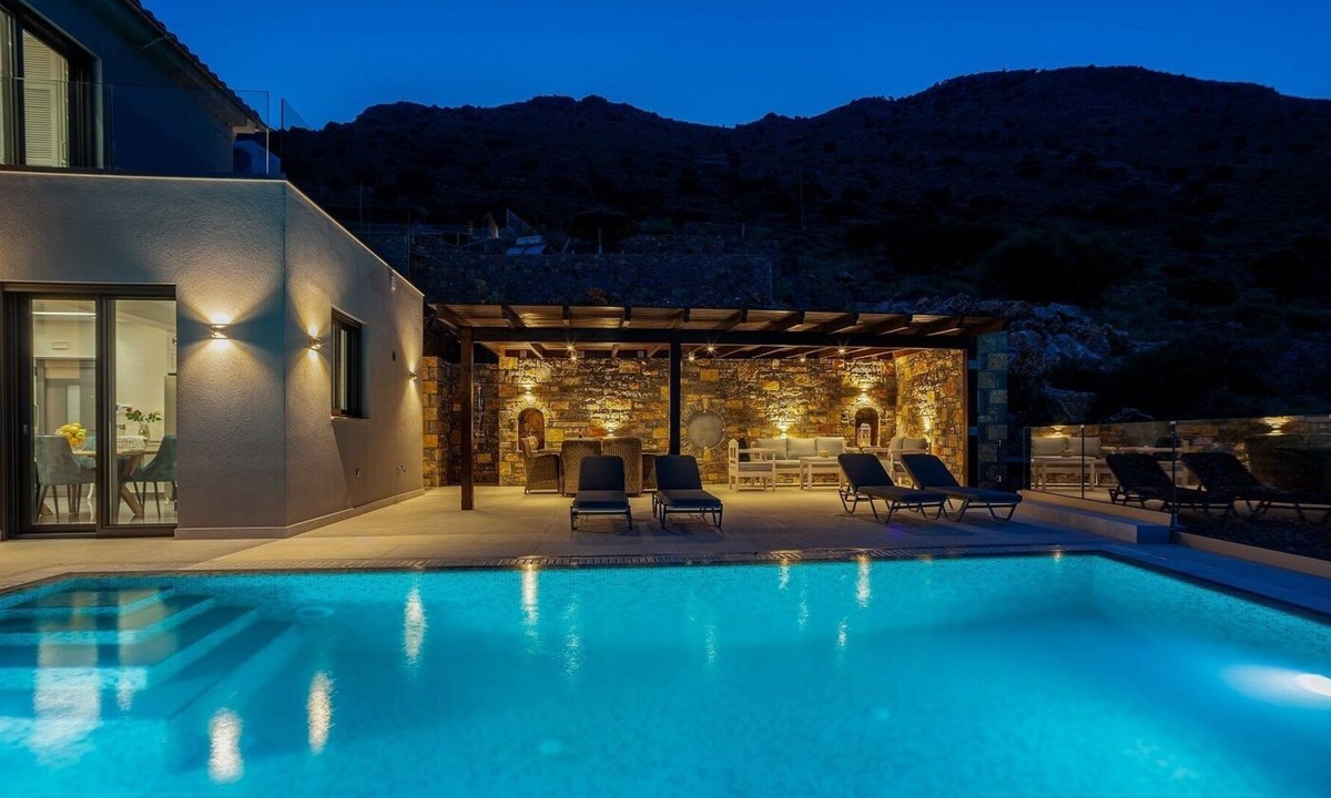 Kounelion Villa | Brand new Villa with fabulous view and reserved beach chairs and umbrellas 5 per