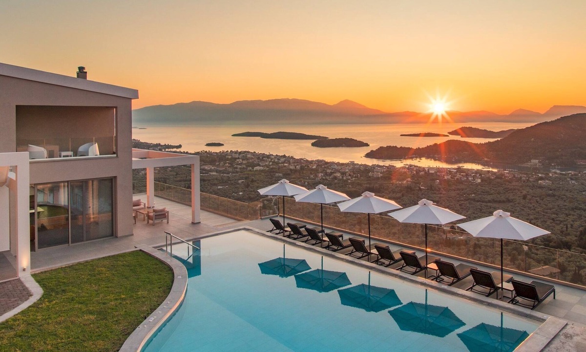 Nidri Villa | Callista - Five Bedroom Villa, Sleeps 10