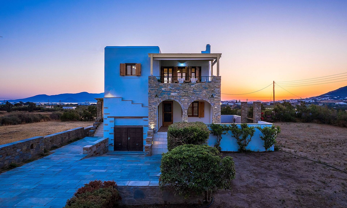 Naxos House | Care Naxos Spacious comfortable home close to the beach