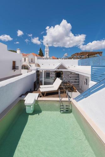 Gennadi House | Casa Blue