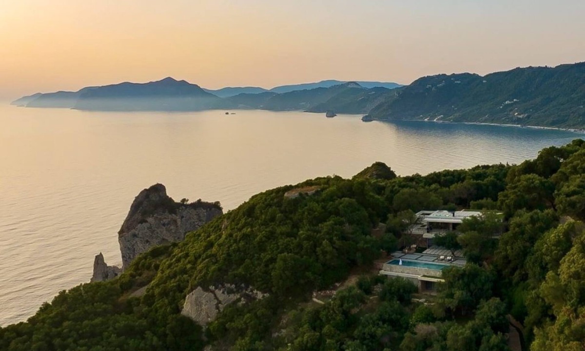 Pentati Villa | Chef included by Fantasia Villas: Villa RocknRolla in Corfu