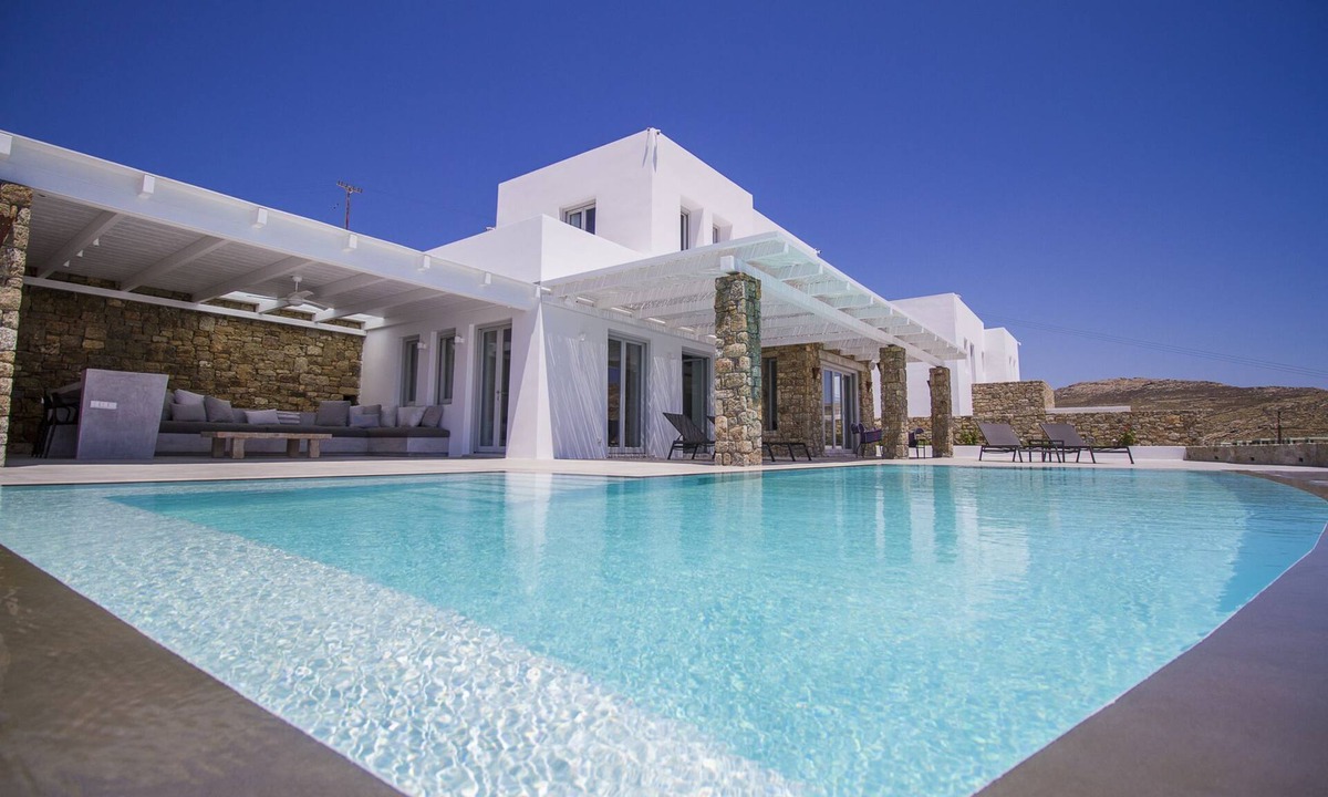 Elia House | Chef included by Fantasia Villas: Excelsior Villas 19 bedrooms