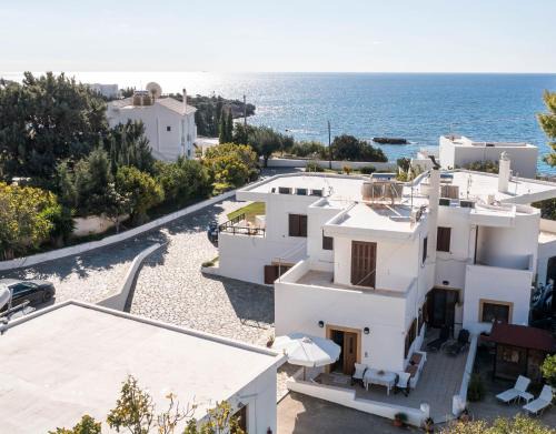 Pefkos House | Christine Beachside Villa Pefkos