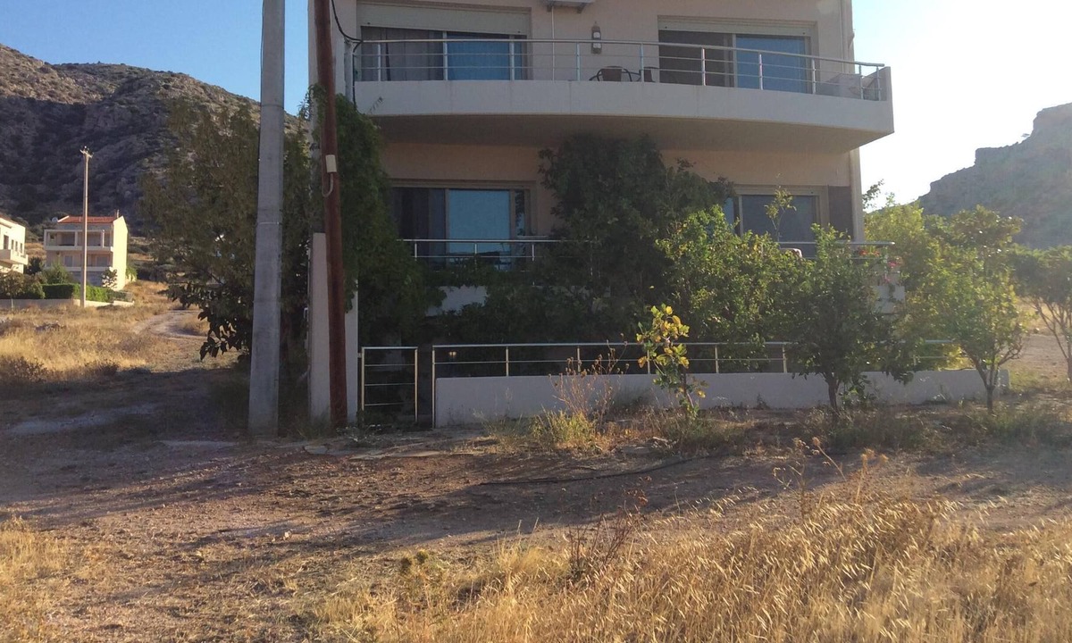 Charakas Apartment | Combines acquaintance of Athens and holidays by the sea (00000333324)