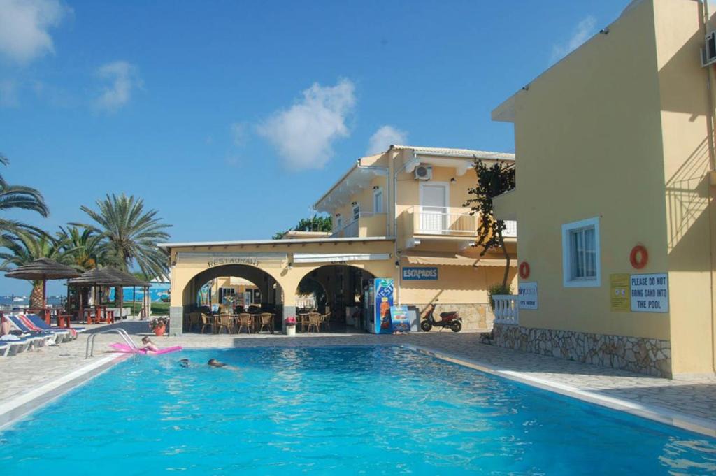 Kavos Apartment | Complex Lemon Grove