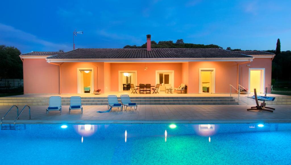 Petaleia Villa | Corfu Erimitis
