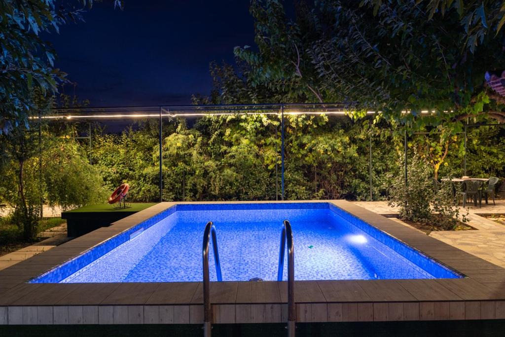 Vrahati Villa | CorinthianVillas Orange Villa