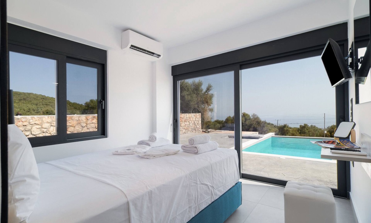 Kavallos Villa | Country House 'Villa Anastasia' with Sea View, Wi-Fi and Air Conditioning