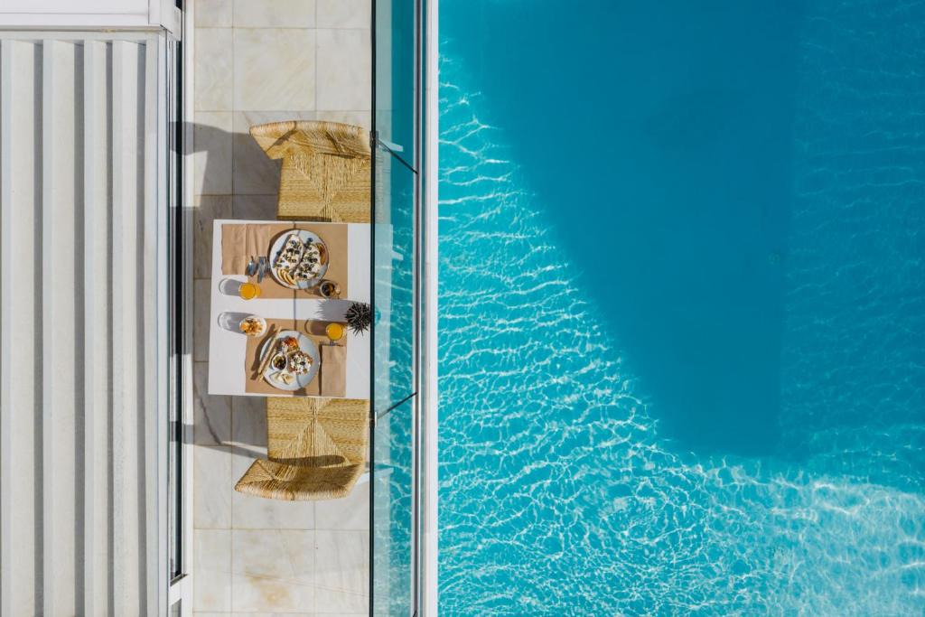 Cyano Hotel | Agios Vasileios