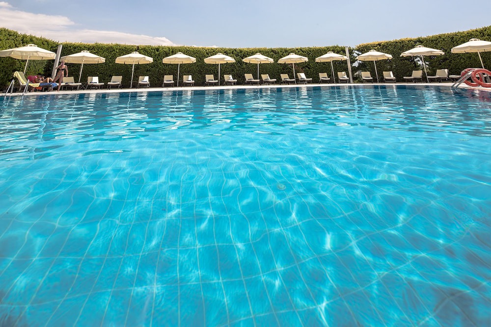 Acharnes Hotel | Dekelia Hotel
