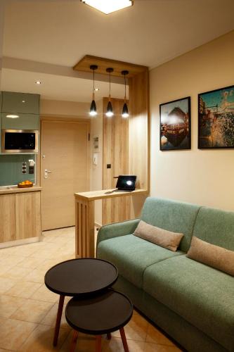 Thessaloniki Apartment | Designer apartments close to the center + free parking