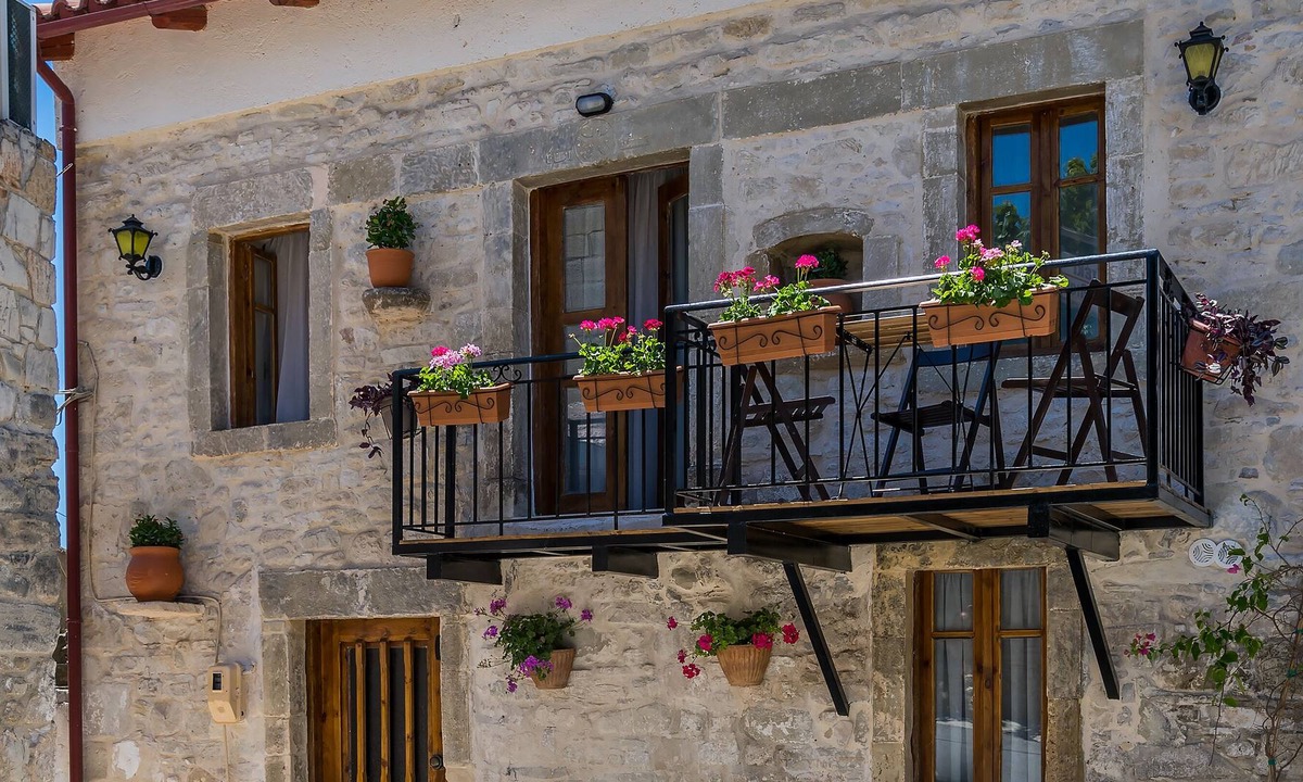 Plouti House | Diogenis house Traditional Cretan family place