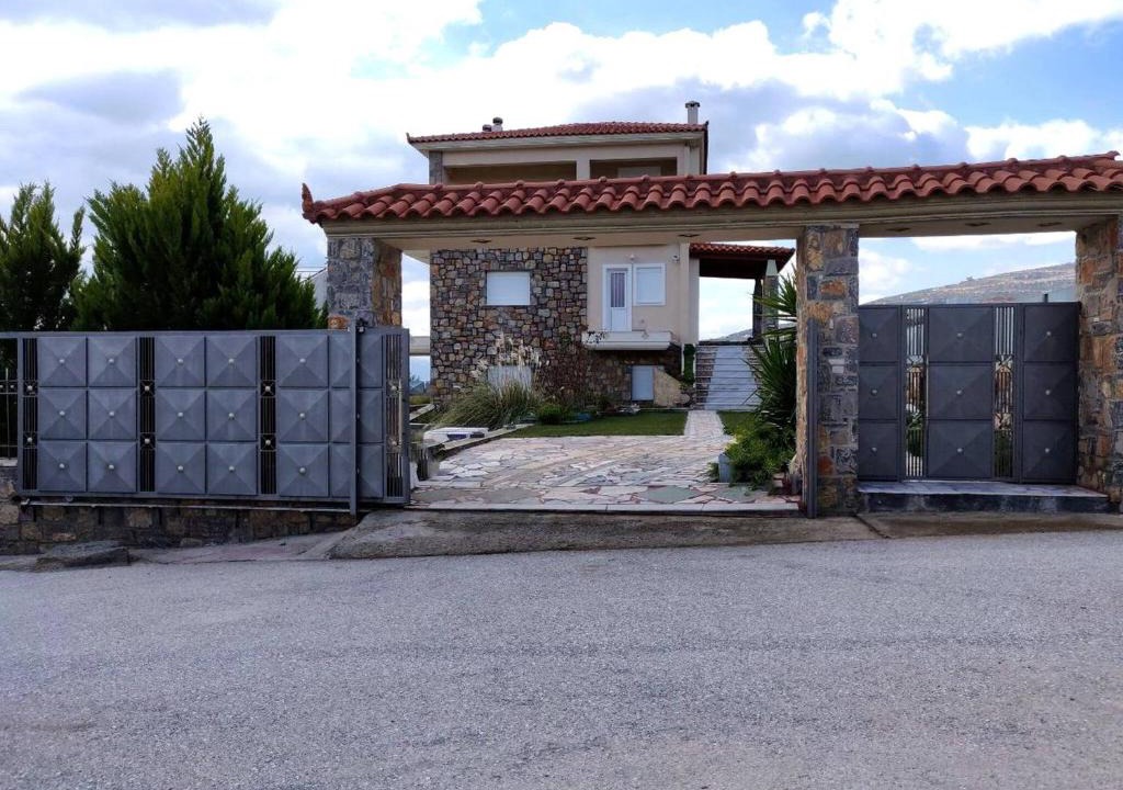 Kymi-Aliveri Villa | Dimitris Vasos Villa With Sea And Mountain View