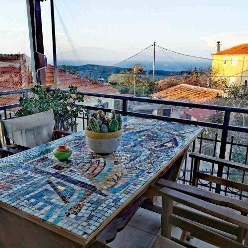 Alonia Apartment | Dionysias House With A Sea View Veranda
